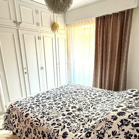 - Apartmán Antibes